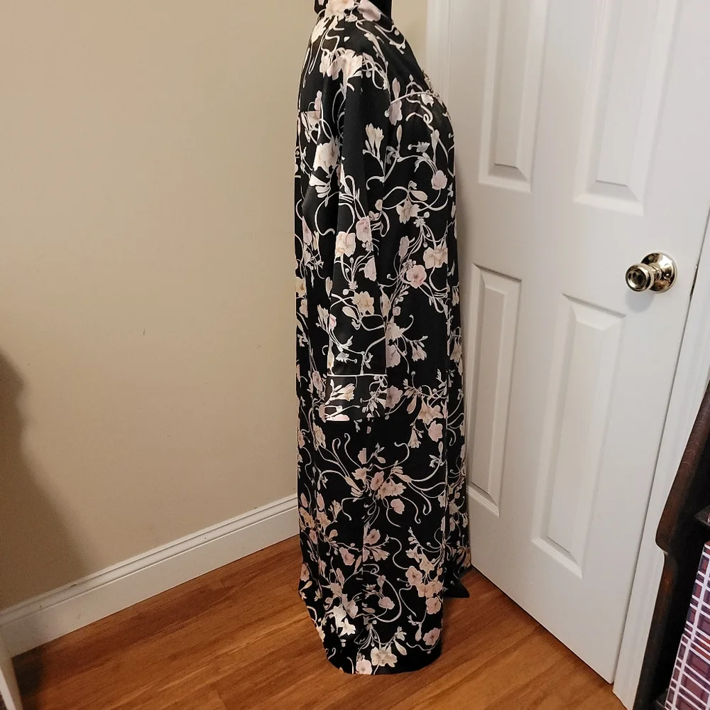 Christian Dior Vintage Black Floral Satin Robe Size L/XL - Picture 3 of 8